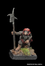 Load image into Gallery viewer, 53-0222: Ratling Warrior, Cloaked (Separate Heads)