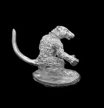 Load image into Gallery viewer, 53-0224: Ratling Warrior, Unarmored (Separate Heads)