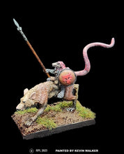 Load image into Gallery viewer, 53-0266/48-0882:  Ratling Cavalry Rider, Hooded [rider and mount]
