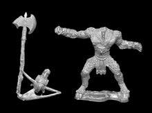 Load image into Gallery viewer, 53-0649: Unarmored Minotaur Titan with Great Axe, At Ready