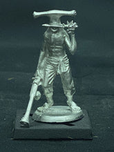 Load image into Gallery viewer, 53-0847:  HammerHead Arquebusier III, Dagger in Teeth