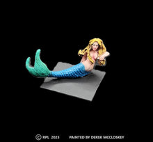 Load image into Gallery viewer, 53-0852:  Merfolk, Reclined
