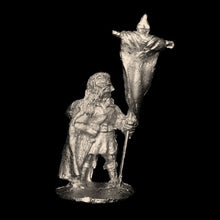 Load image into Gallery viewer, 57-0052: Wood Elf Standard Bearer