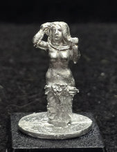 Load image into Gallery viewer, 57-0473: Sorceress, Transforming, Elder