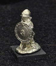 Load image into Gallery viewer, 57-0611: Armored Orc with Sword