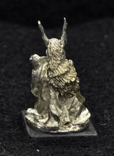 Load image into Gallery viewer, 57-0681: Armored Orc Commander