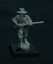 Load image into Gallery viewer, 59-3003: Victorian American Riflemen, Slouch Hat, Advancing Right, Rifle at Mid (Assorted)