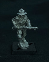 Load image into Gallery viewer, 59-3013: Victorian American Riflemen, Montana Hat Advancing Right, Rifle at Mid