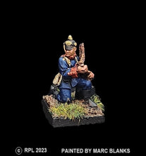 Load image into Gallery viewer, 59-4042: Victorian Prussian Machine Gun Crew - Loader