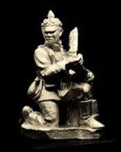 Load image into Gallery viewer, 59-4042: Victorian Prussian Machine Gun Crew - Loader