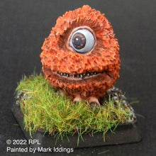 Load image into Gallery viewer, TMM-4002 Closed Mouth Wooly