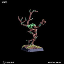 Load image into Gallery viewer, 50-0253: Dryad Warrior, Attacking