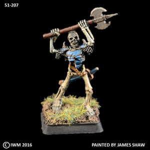 51-0207:  Armored Skeleton with Great Axe
