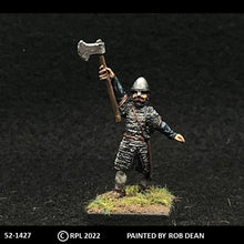 Load image into Gallery viewer, 52-1427:  Avalon Men-at-Arms with Axe Raised, in Chainmail
