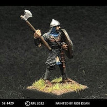 Load image into Gallery viewer, 52-1429: Avalon Men-at-Arms with Axe at Ready and Round Shield, in Chainmail