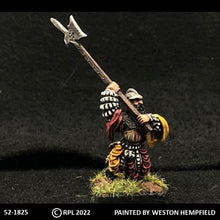 Load image into Gallery viewer, 52-1825: Imperial Halberdier, Attacking, with Burgonet