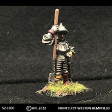 Load image into Gallery viewer, 52-1900: Imperial Commander - Quartermaster in Plate Armor