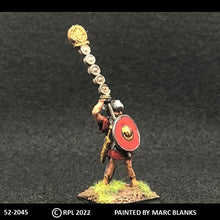 Load image into Gallery viewer, 52-2045: Hoplite Standard Bearer - Signifier