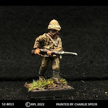 Load image into Gallery viewer, 52-8013: British Officer with Rifle, Advancing