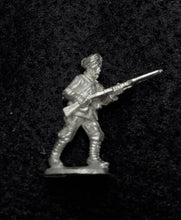 Load image into Gallery viewer, 52-8302: Indian Infantry, advancing