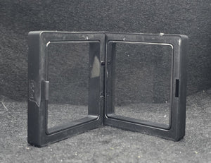 103-0301:  Single Miiniature Display Case
