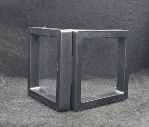 103-0301:  Single Miiniature Display Case