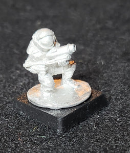 59-1911: Galactic Grenadier with Grenade Launcher, Crouched
