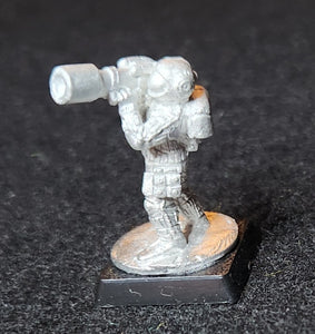 59-1921: Galactic Grenadier with Missile Launcher