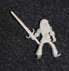 50-0089: Elf Adventurer with Sword, Mounted [rider only]