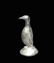 Load image into Gallery viewer, 49-0571: Small Penguin
