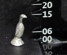 Load image into Gallery viewer, 49-0571: Small Penguin
