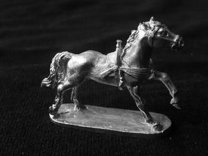 48-0212:  Chariot Horse, Unarmored II, Left Leg Raised