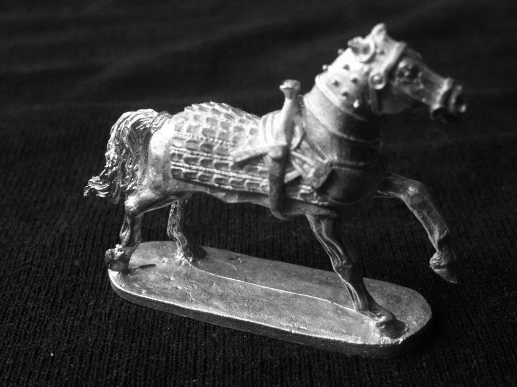 48-0216:  Chariot Horse, Scale Armor II, Left Leg Raised