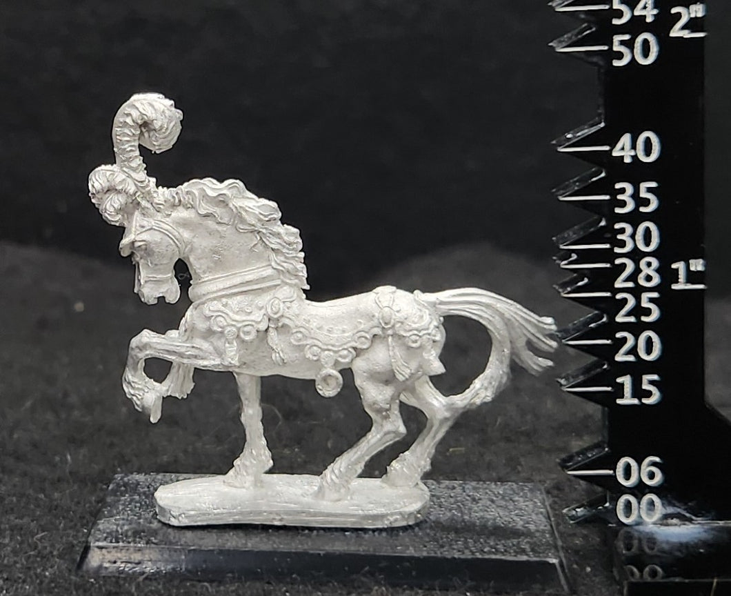 48-0223:  Chariot Horse, Elfin, Middle Harness Attachment