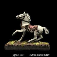 Load image into Gallery viewer, 48-0308:  Horse - Light Cavalry II, Pelts (Delilier)
