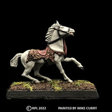 Load image into Gallery viewer, 48-0308:  Horse - Light Cavalry II, Pelts (Delilier)
