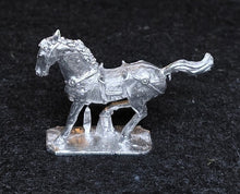 Load image into Gallery viewer, 48-0318:  Horse - Gaulic
