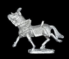 Load image into Gallery viewer, 48-0390:  Horse, Armored, F.R. Raised, Small Plume
