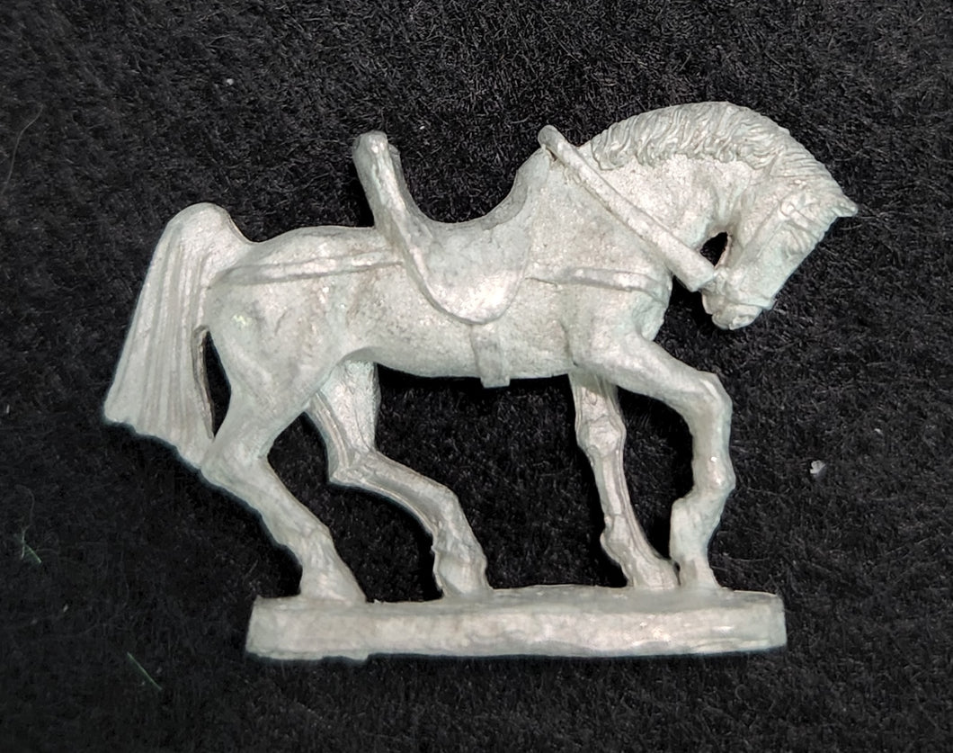 48-0509:  Elven Horse - Light Barding, Head Lowered II