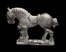 Load image into Gallery viewer, 48-0567:  Heavy Horse, Plate Armor
