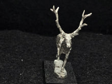 Load image into Gallery viewer, 48-0635:  Great Stag, Right Leg Raised
