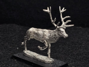 48-0635:  Great Stag, Right Leg Raised