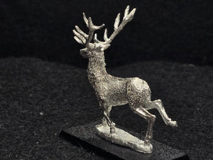 48-0636:  Great Stag, Right Leg Forward