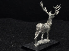 Load image into Gallery viewer, 48-0636:  Great Stag, Right Leg Forward
