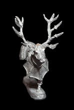 Load image into Gallery viewer, 48-0637:  Great Stag, Armored, Right Leg Raised
