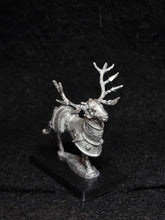 Load image into Gallery viewer, 48-0637:  Great Stag, Armored, Right Leg Raised
