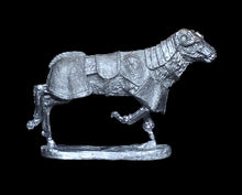 Load image into Gallery viewer, 48-0637:  Great Stag, Armored, Right Leg Raised
