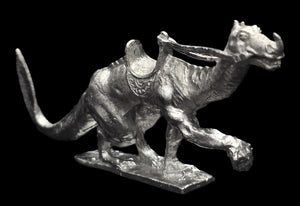 48-0652:  Land Dragon II, with Teeth [Saddled]