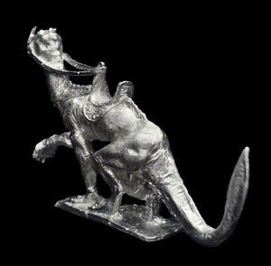48-0652:  Land Dragon II, with Teeth [Saddled]