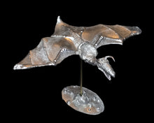 Load image into Gallery viewer, 48-0774:  Mechanical Pteradactyl  with Harness
